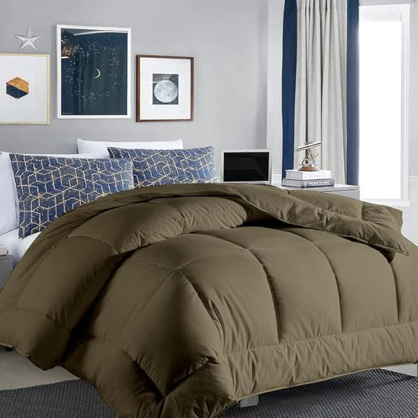 Luxury Quilted Comforter – Soft & Lightweight Bedding